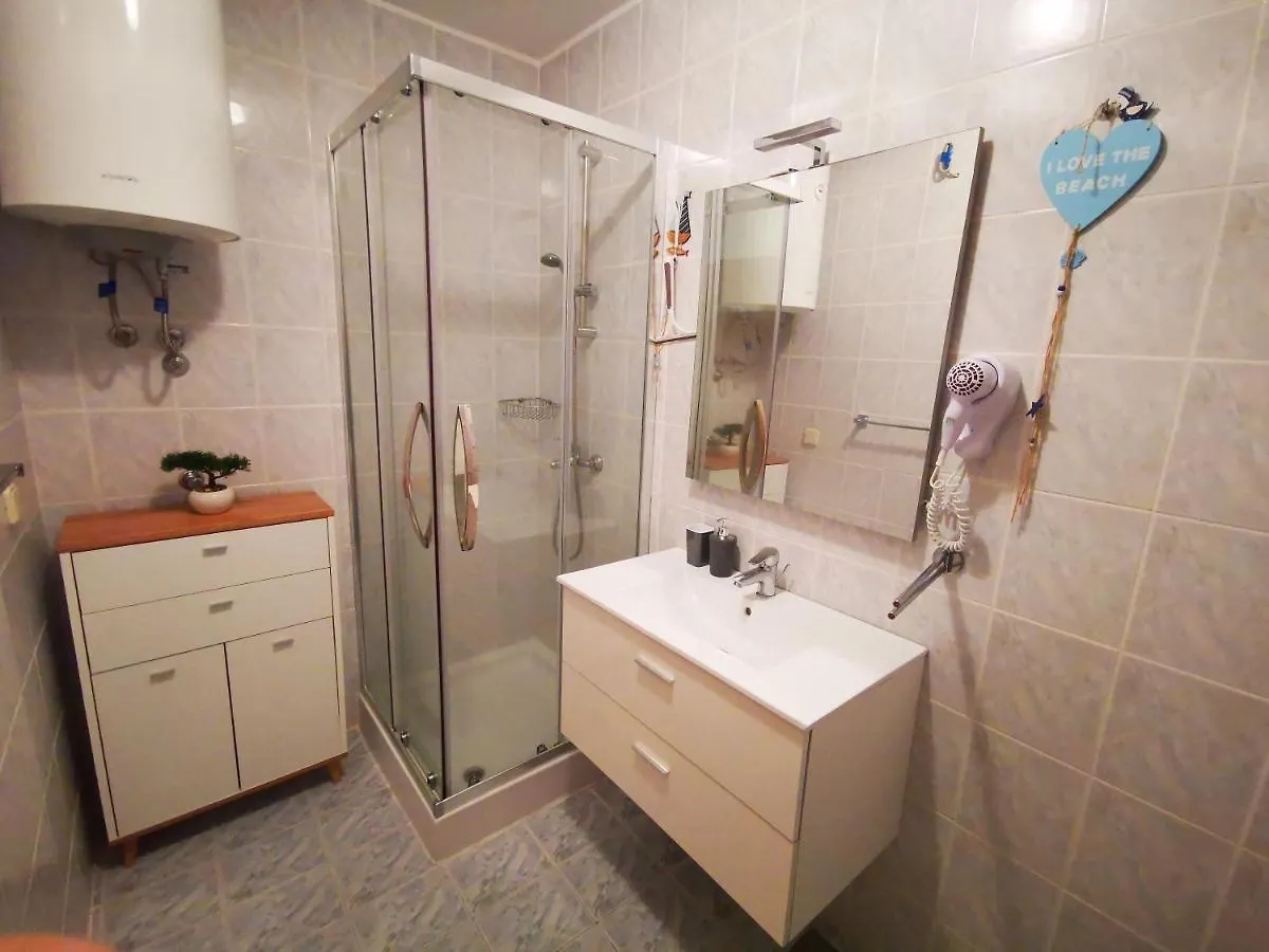 Apartment Mirna Baška 0*,
