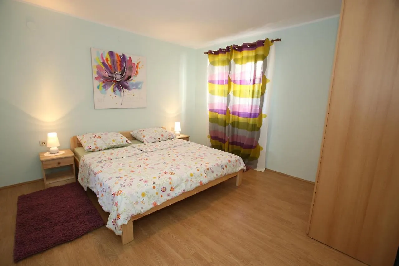 Apartment Mirna Baška